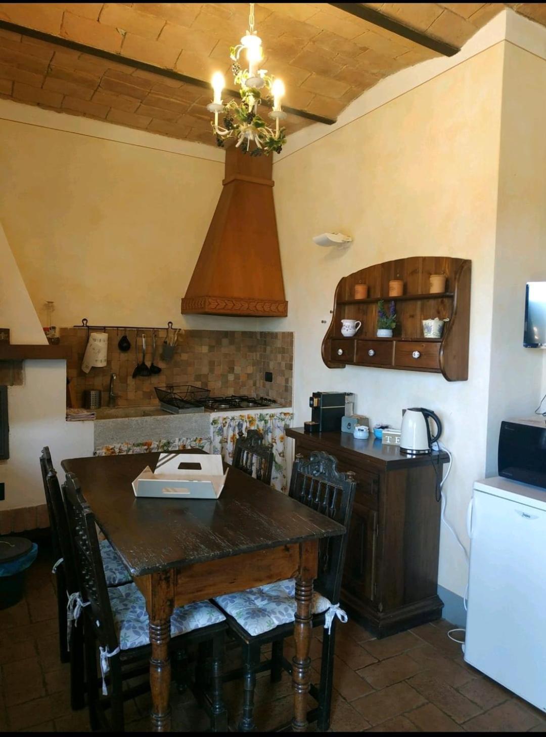 Agriturismo La Provenca Chianciano Terme Bagian luar foto